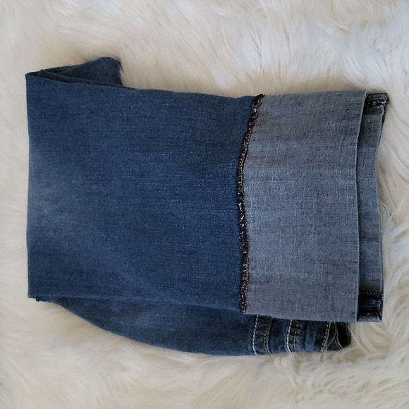 Cato medium wash factory distressed wide faux cuff denim capris - Picture 8 of 15